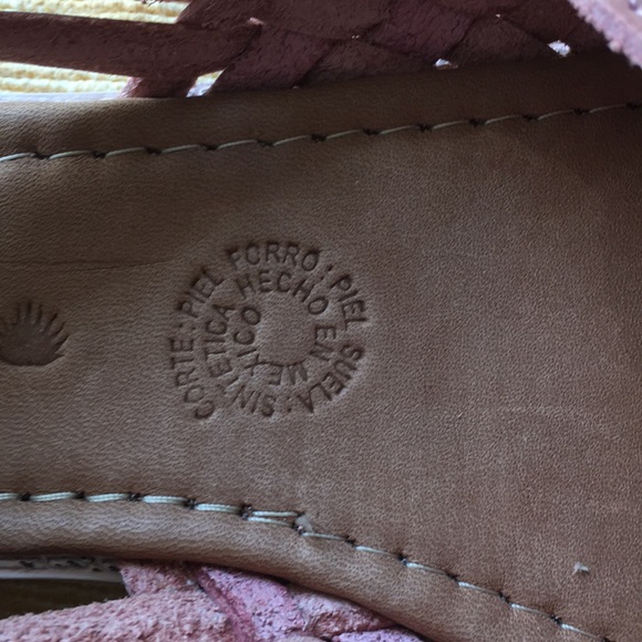 Agave Girl Leather huaraches, Made in Mexico, NWOT, Size 7 excellent condition. - Picture 2 of 5